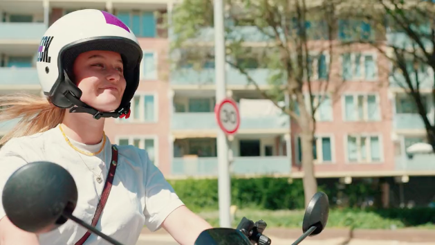 Voorbeeld afbeelding van Pak de deelscooter in Amsterdam nu met korting!